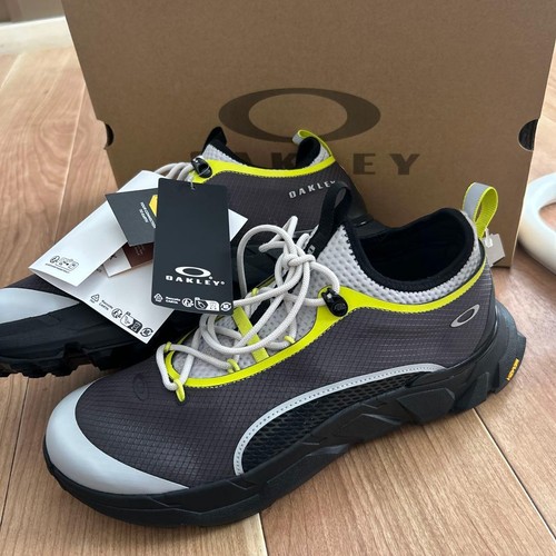 Oakley light shield sneakers - light,
